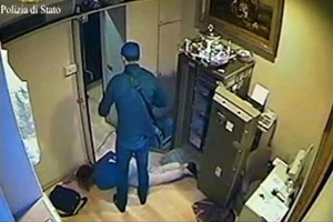 Rapina in gioielleria a Milano i due serbi in azione