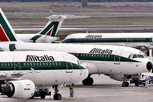 Contratto di lavoro, raggiunto accordo sindacati-Alitalia. “Ora attendiamo piano industriale”