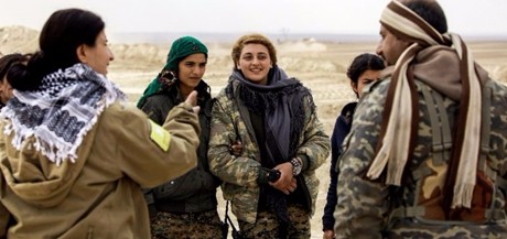 Abbattere Isis e pregiudizi, la guerra in Siria anche contro le famiglie di oltre mille donne