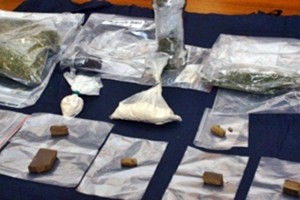 Smantellata banda che spacciava droga, 24 arresti a Palermo. Si operava h24 con “turni”