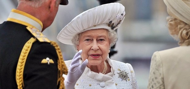 Elisabetta II entra nella Storia, 65 anni di Regno. E’ suo il primo Giubileo di Zaffiro
