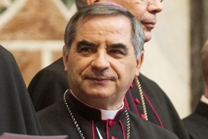 Papa nomina mons. Becciu Delegato speciale per Ordine di Malta