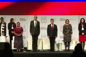 Colombia, i premi Nobel per la Pace contro Donald Trump