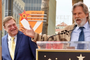 John Goodman sulla Walk of Fame, cerimonia da “Grande Lebovski”