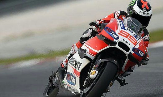 Jorge Lorenzo il più veloce nelle seconde libere. Dovizioso terzo