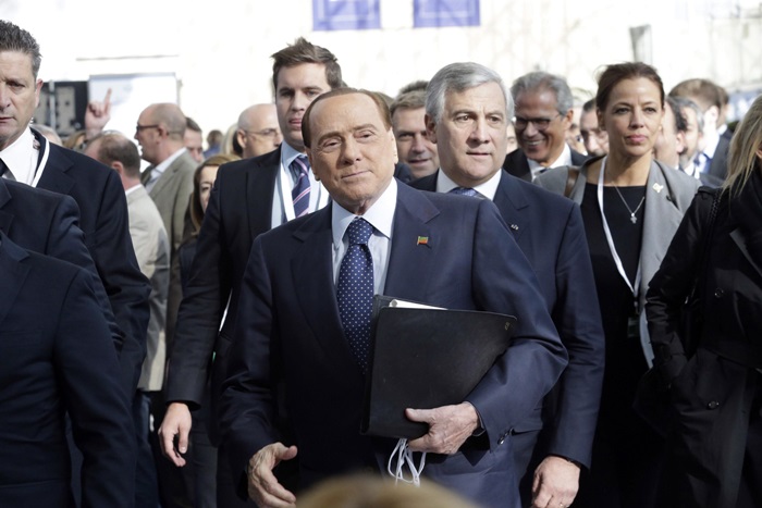 Berlusconi torna al Ppe, io freno a vento populista. Vedrà la Merkel