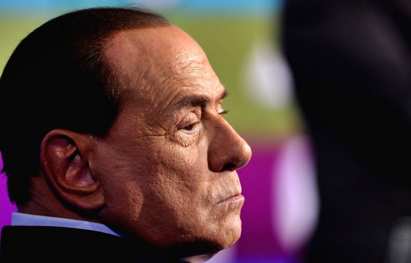 Corte europea discute ricorso. Ma Berlusconi non molla: sarò comunque in campo