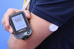 Misurazione flash glicemia cambia la vita dei pazienti diabetici