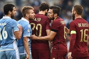Coppa Italia: Lazio derby d'andata, 2-0 alla Roma. Biancocelesti con un piede in finale