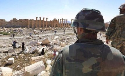 Mosca, forze siriane con appoggio russo hanno ripreso l'antica città siriana Palmira