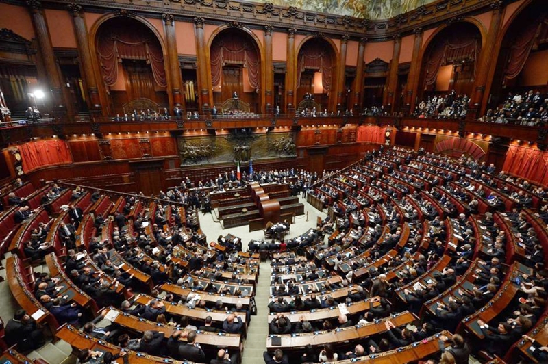Intesa Italia-Albania non andrà in Parlamento, insorge l’opposizione