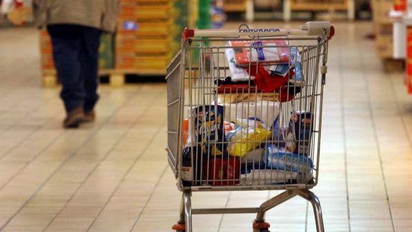 Istat: carrello spesa più caro, alimentari +2,3%