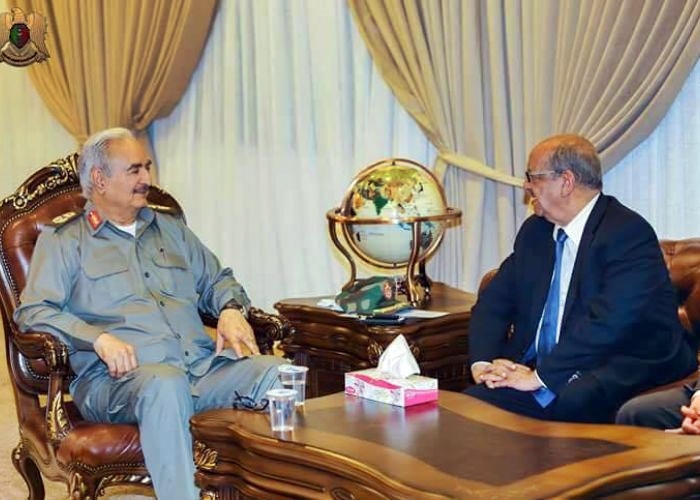 Generale Haftar respinge proposta algerina per risolvere crisi Libia. “Non faccio politica”