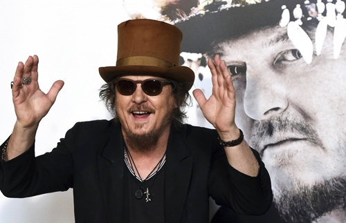 Zucchero, dopo tour mondiale esce “Wanted – The Best Collection”