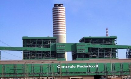 Appalti e tangenti su lavori Centrale Enel di Brindisi, 5 arresti