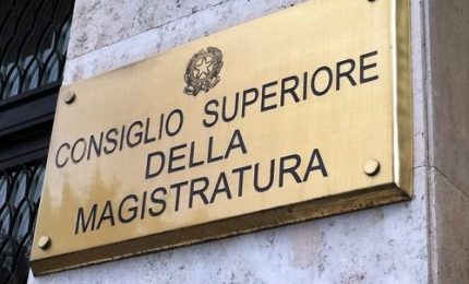 Csm, pg Cassazione chiede processo disciplinare per i magistrati Savasta e Nardi