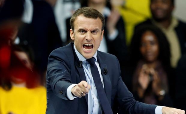 Primo passo falso per Macron, l’Eliseo “inciampa” sui media. Ma poi aggiusta il tiro