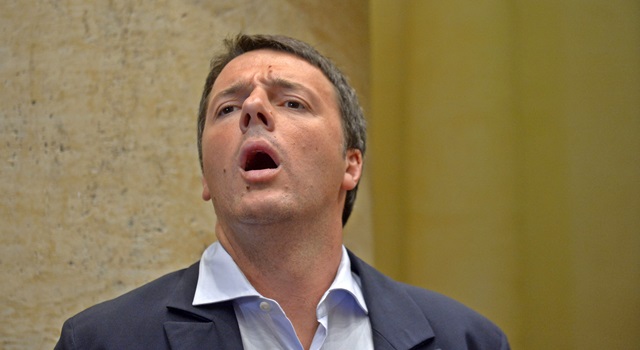 Renzi riunisce Pd, ipotesi decreto e voto 24 settembre. M5s: legislatura finita oggi, votare ora