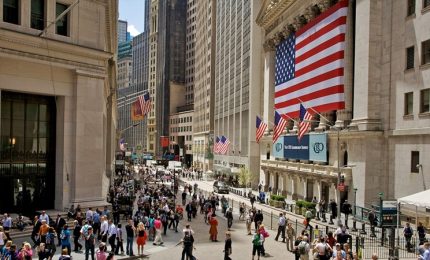 Tonfo Wall Street, peggiore seduta 2017. Trump preoccupa mercati