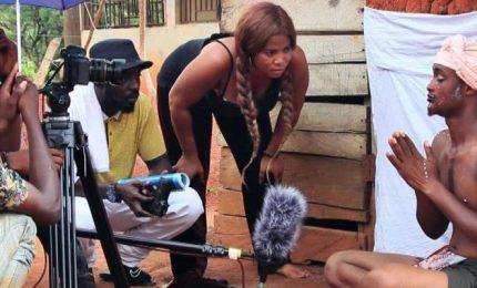 Film improvvisati e veloci, la Hollywood del Ghana è "Kumawood"