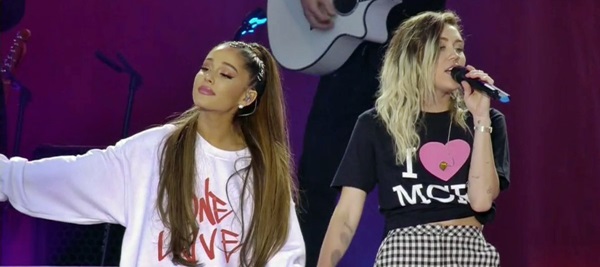 Miley-Cyrus-and-Ariana-Grande-One-Love-Manchester-2