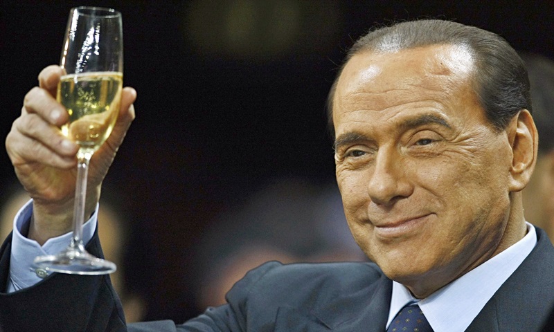 Segreteria Berlusconi, infondate notizie su contatti con Alfano. Smentito ‘Libero’