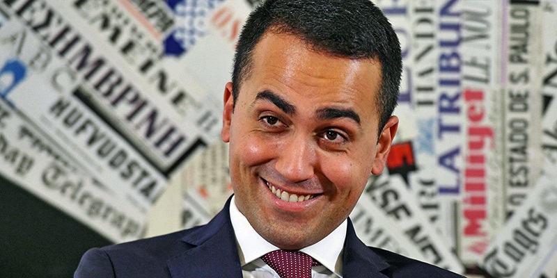 Le ricandidature e il tour di Di Maio, malumori nei Cinquestelle