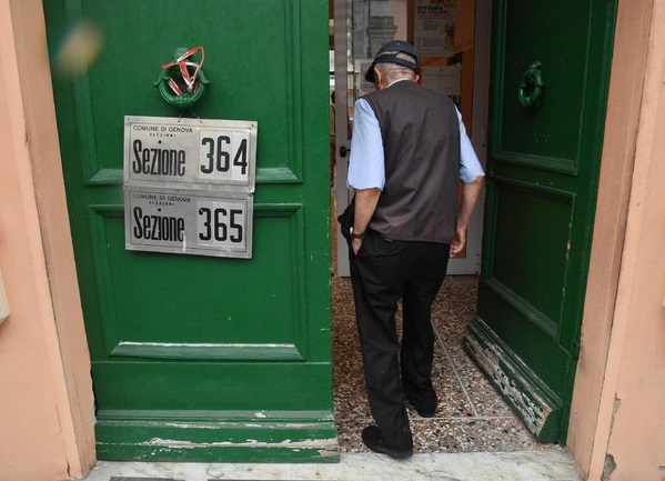 Affluenza in calo in Sardegna, 55,3% votanti a chiusura seggi