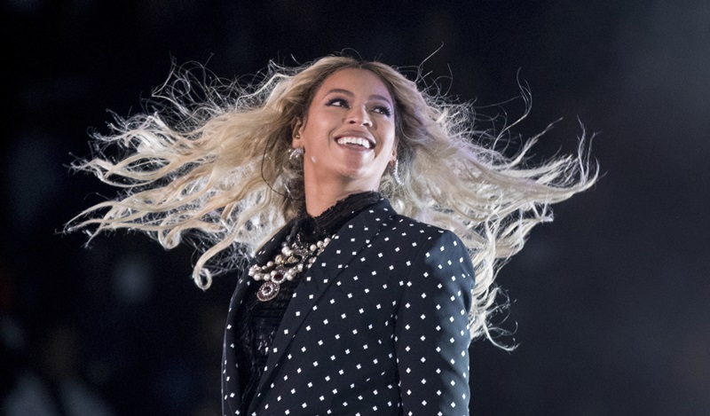 Beyoncé di nuovo mamma, la pop star ha avuto due gemelli