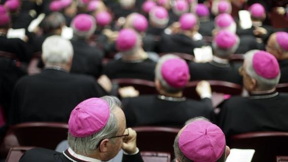 I vescovi: lo scontro non fa bene all’Italia