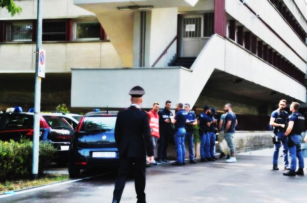 Morti due vigili urbani nel Milanese, è stato un omicidio-suicidio