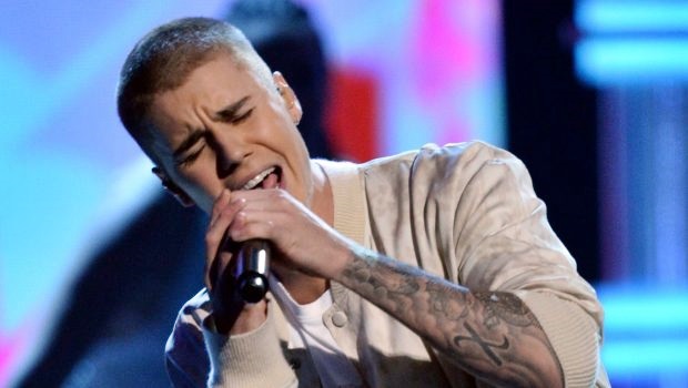 Justin Bieber interrompe il Tour per “circostanze impreviste”