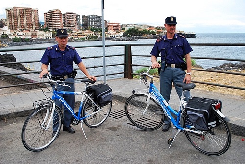 Sicurezza a Palermo, ora la polizia corre anche in bici