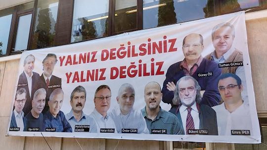 Turchia, al via processo a 17 giornalisti di quotidiano critico nei confronti di Erdogan