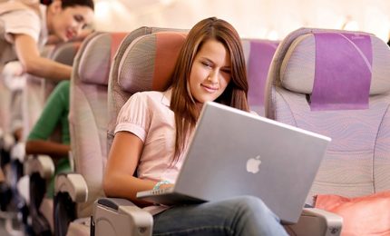 Washington revoca divieto laptop e tablet a bordo di voli Etihad