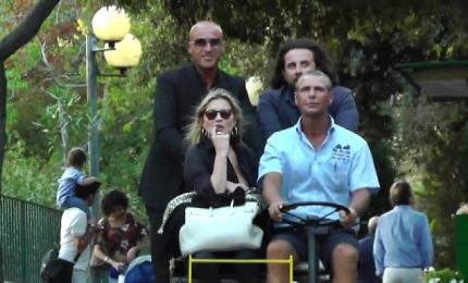 Kate Moss regina di Capri, lascia il fidanzato a piedi