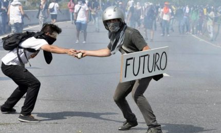 Venezuela, una giornata tra urne e sangue. Sale a 8 bilancio morti solo oggi
