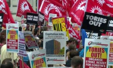 Manifestazione a Londra contro l'austerity e il governo