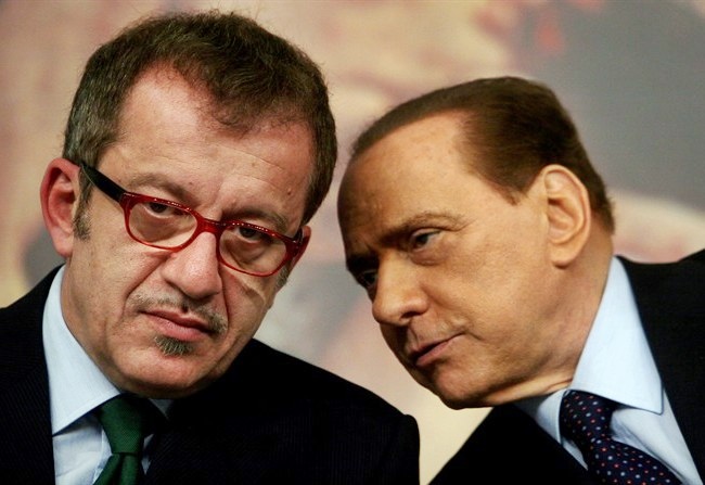 L’ira Salvini su Maroni premier, Cav smentisce. E gli alfaniani pensano a Arcore