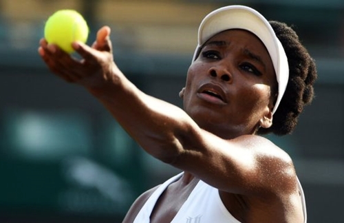 Venus Williams in semifinale, Battuta Ostapenko