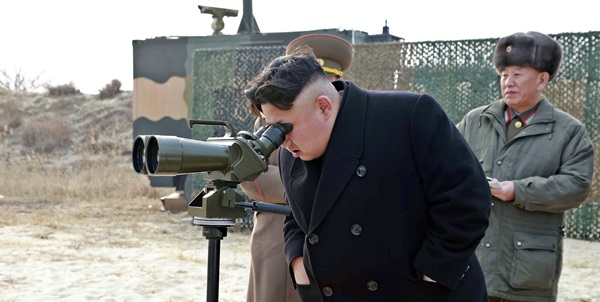 Trenta minuti tre missili, la Corea del Nord torna a lanciare. Gli Usa: un fallimento