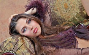 Valentina Kolesnikova Wide Desktop Background