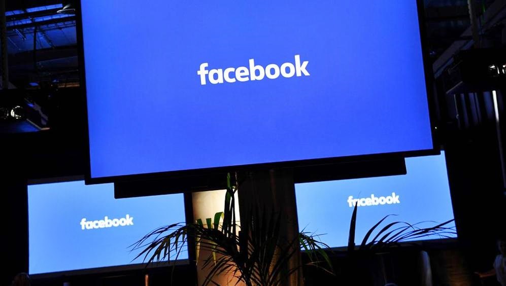 Facebook, Agcom: chieste informazioni su impiego data analytics