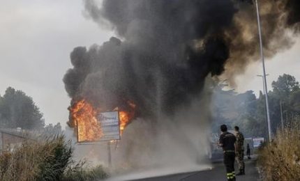 Incendio vicino Tivoli, Vvf trovano due corpi senza vita