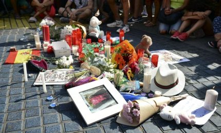 Attacchi a Barcellona, 15 i morti tutti identificati. Ecco chi sono