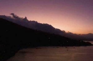 Bali, i movimenti del vulcano Agung in time-lapse