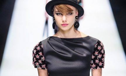 Moda Milano, Armani punta su leggerezza e colore