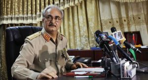 Forze di Haftar in azione per proteggere i giacimenti di petrolio “dai terroristi”
