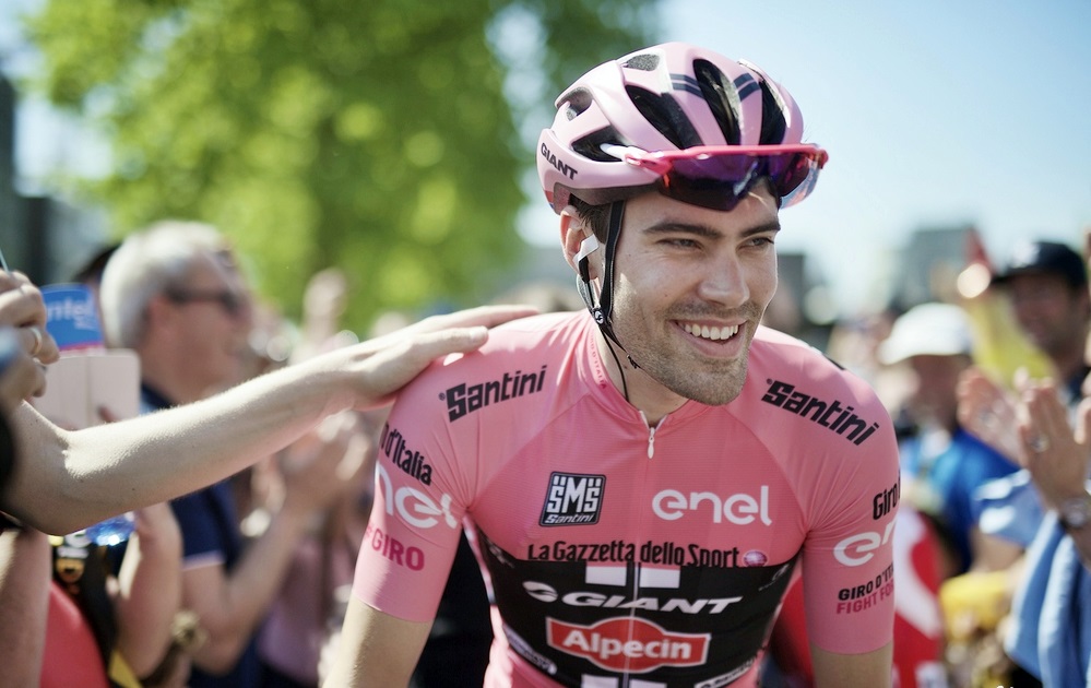 Giro d’Italia, Dumoulin si ritira dopo caduta di ieri