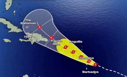 Uragano Maria "catastrofico" sui Caraibi francesi